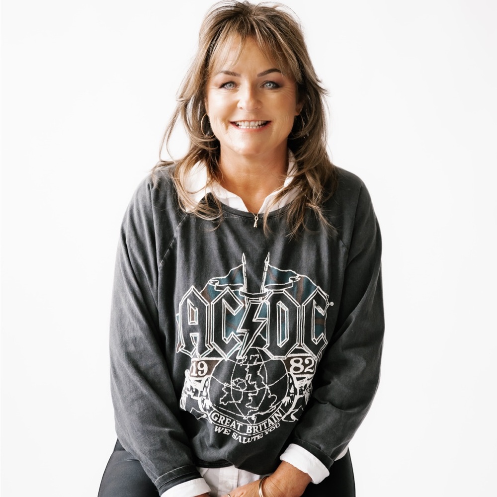 Meet your Posher, Angie